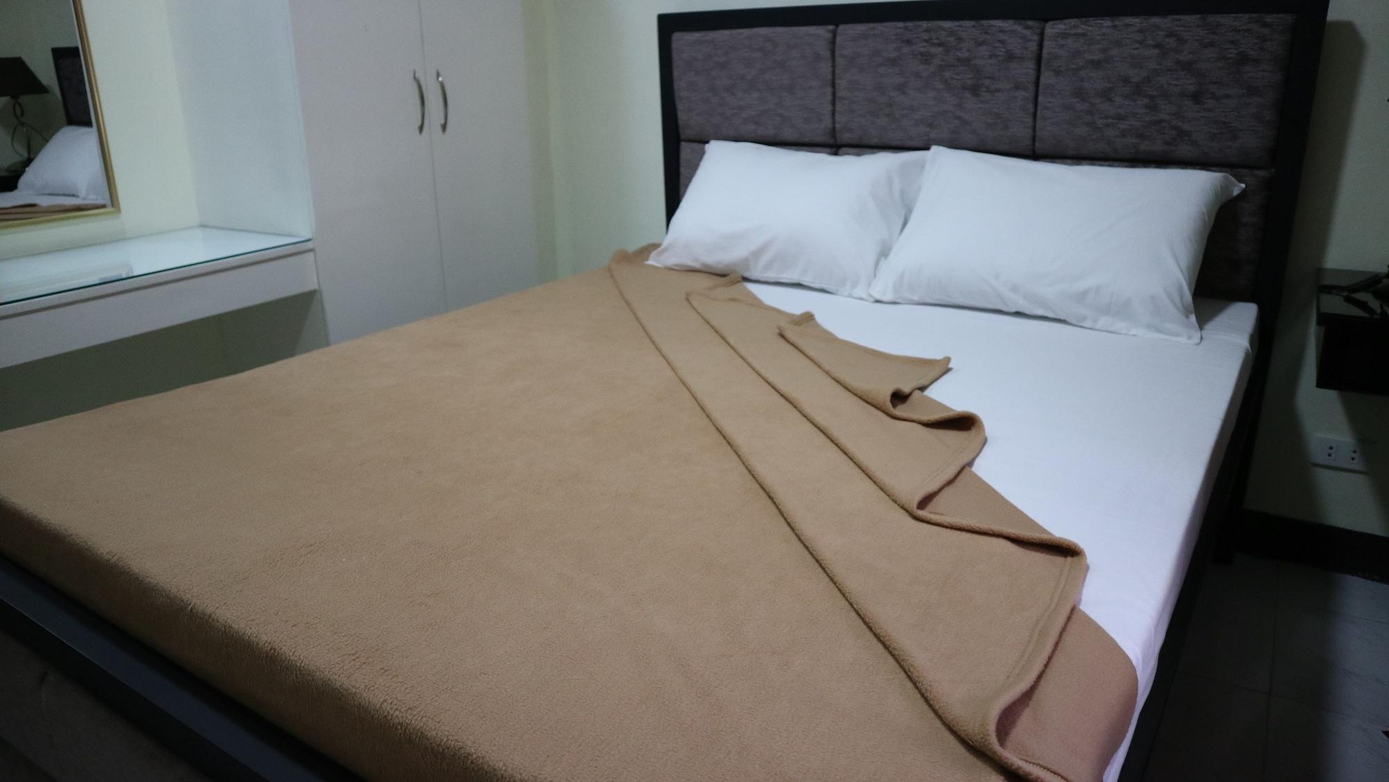 Doniti Suites And Events Place Mandaluyong Exterior foto