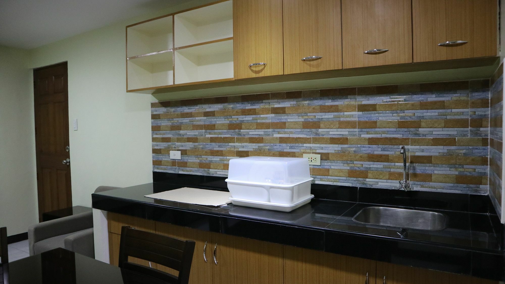 Doniti Suites And Events Place Mandaluyong Exterior foto